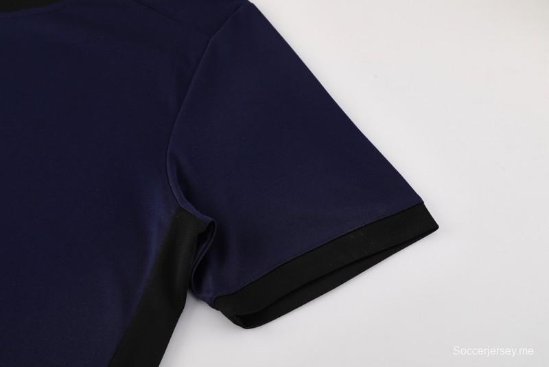 2025 قميص بأكمام قصيرة وشورت قصير الأكمام من نايك 2025