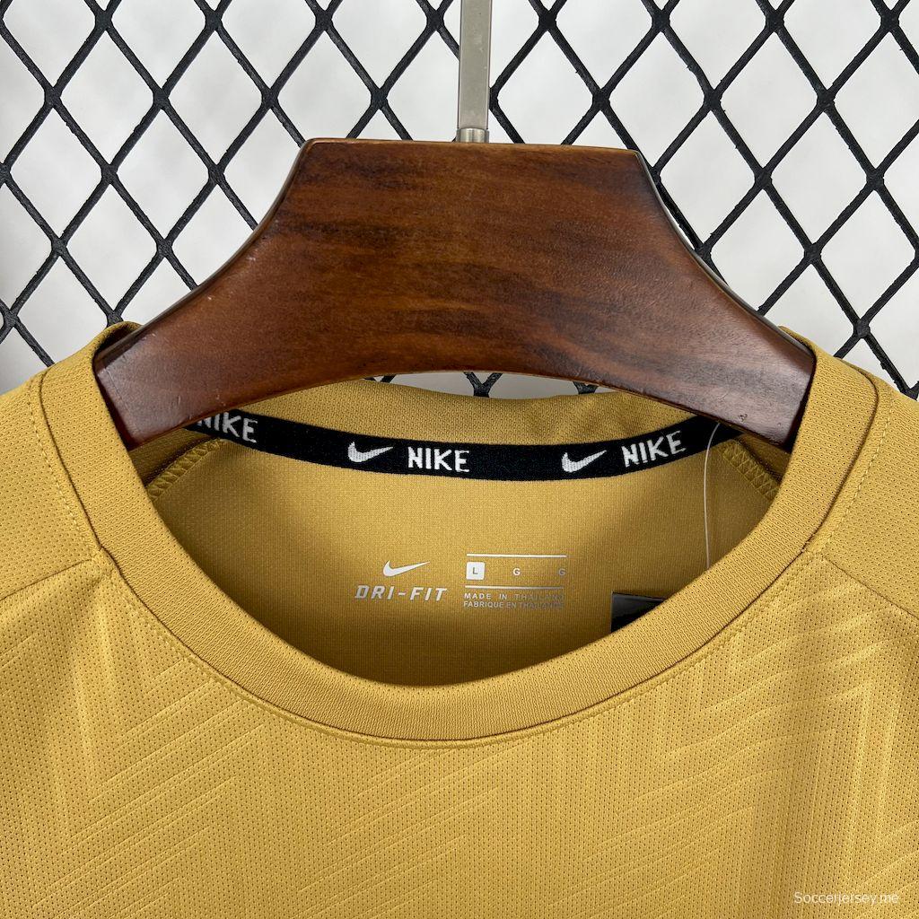 2025 تي شيرت نايكي سبورت شيرت بني اللون #1044