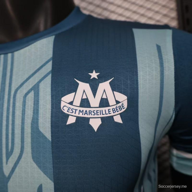 إصدار اللاعب 25/26 قميص أولمبيك مارسيليا أزرق بخطوط هندسية