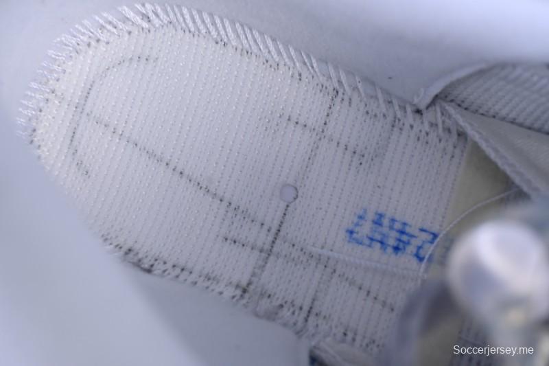 حذاء كرة السلة اير جوردان 5 ريترو من نايك بتصميم رمادي ذئب - DD0587-002