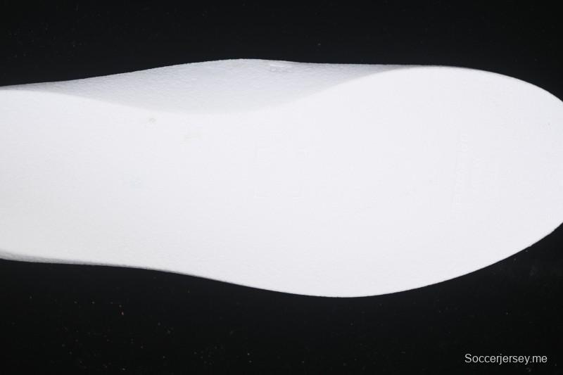 حذاء كرة السلة اير جوردان 5 ريترو من نايك بتصميم رمادي ذئب - DD0587-002