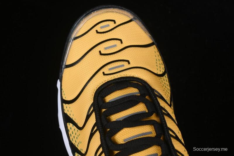 حذاء الجري اير ماكس بلس ريترو من نايك بتقنية الوسائد الهوائية - IB7671-700