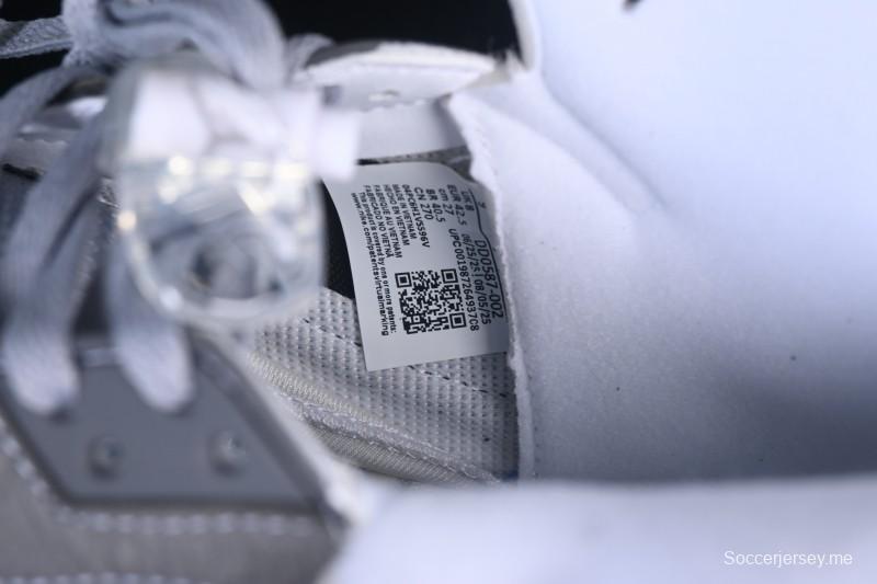 حذاء كرة السلة اير جوردان 5 ريترو من نايك بتصميم رمادي ذئب - DD0587-002