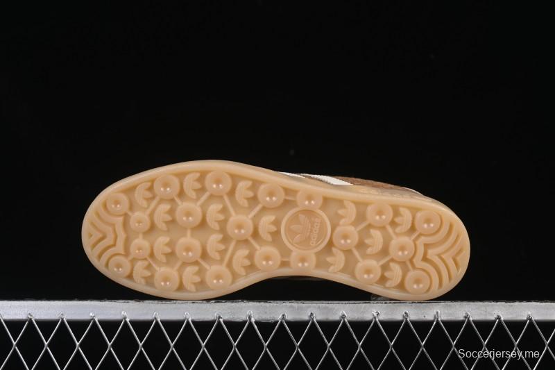 حذاء التزلج المنخفض المقاوم للانزلاق والمقاوم للاهتراء من أديداس أوريجينالز جازيل إندور ريترو - JR8851