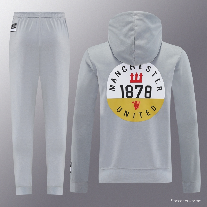 25/26 مانشستر يونايتد جاكيت نصف سحاب رمادي + بنطلون طويل S-2XL
