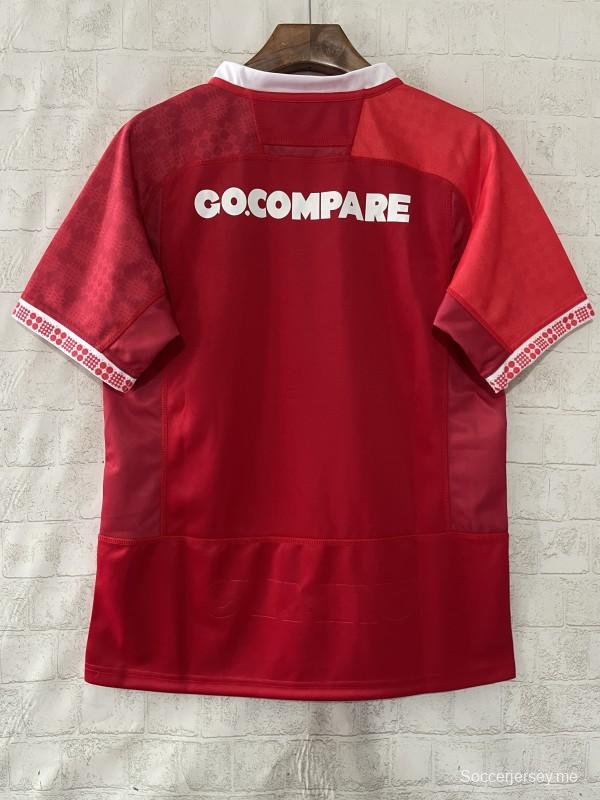 2026 منزل ويلز 2026 قميص أحمر بنمط مخطط عمودي