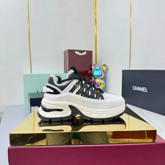 Adidas 2025 SS Panda Sneakers Classic Design Casual Sports Shoes - LY00360