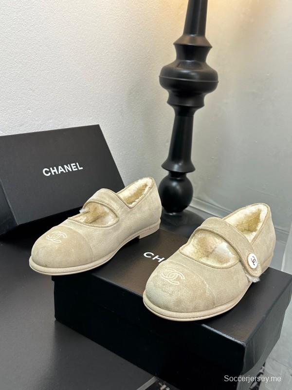 Chanel 2025 SS French Mary Jane Flat Shoes with Fur Trim - KFY00300