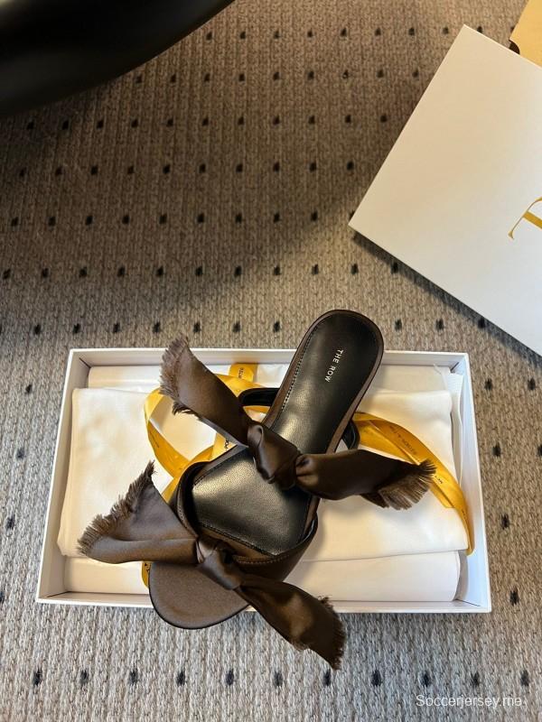 حذاء بعقدة منسوجة يدويًا من ذا رو 25ss - KFY00280