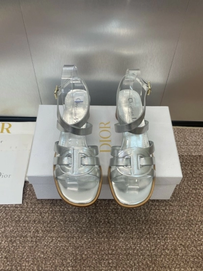 حذاء ديور D-Club D-Club جيلي ملون مجوف بحزام متقاطع ذو كعب متوسط للنساء - KFY00290