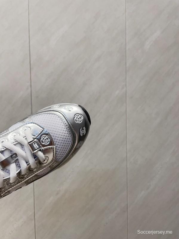 حذاء رياضي من شانيل شانيل كينغ 2 كاجوال كينغ II سلسلة القرن الفضي - KFY00330