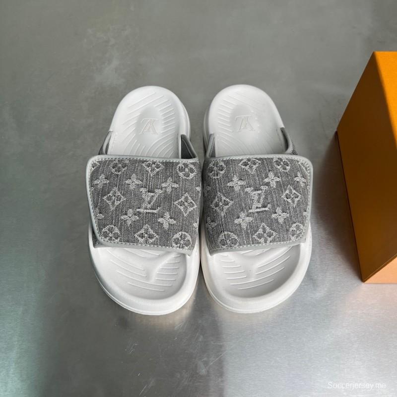 شبشب بغل ميامي من لويس فويتون ميامي مع قفل بخطاف وحلقة - YC