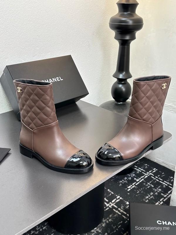 حذاء شانيل 2025/SS القصير من شانيل قطعة أساسية للخريف/الشتاء - LY00420