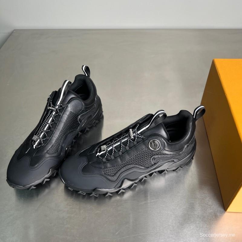 حذاء LV RUSH RUSH من جلد العجل المعدني LV الدائري الدائري المقاوم للانزلاق ذو تصميم كاجوال منخفض - YC