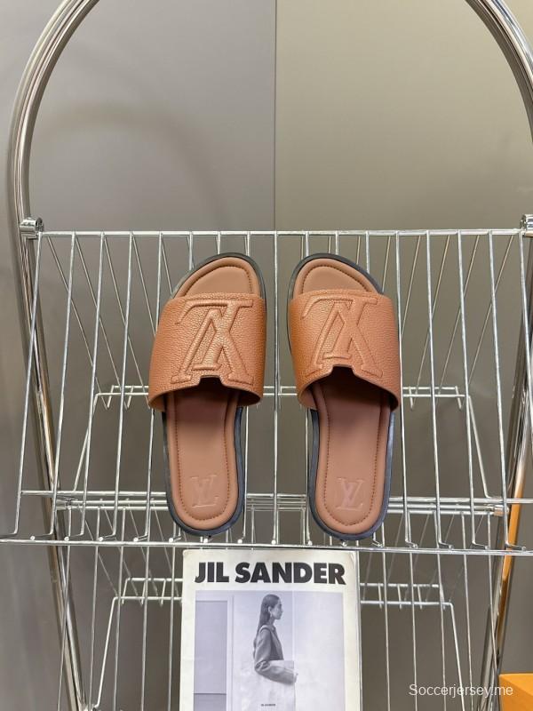 صندل سلسلة فينس من لويس فويتون بنقشة مونوغرام وحزام قابل للتعديل - KFY00220