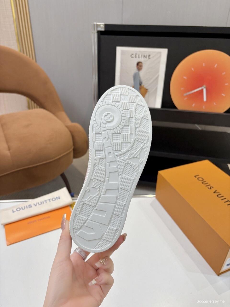 حذاء رياضي من سلسلة لاجون من لويس فويتون بنقشة مونوغرام - AS00300