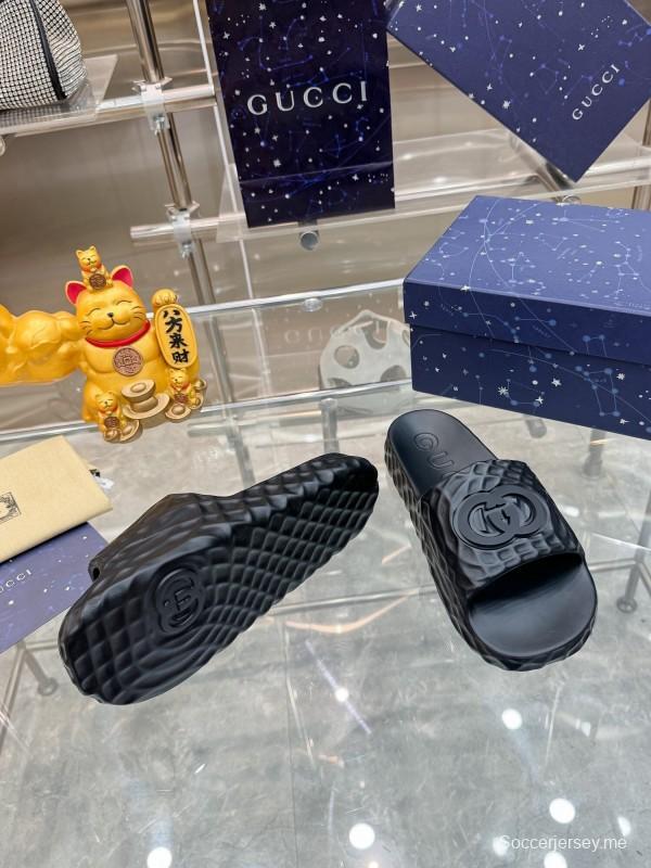 صندل ليدو ليدو المتشابك G للرجال من غوتشي بنعل مطاطي محكم - AS00170