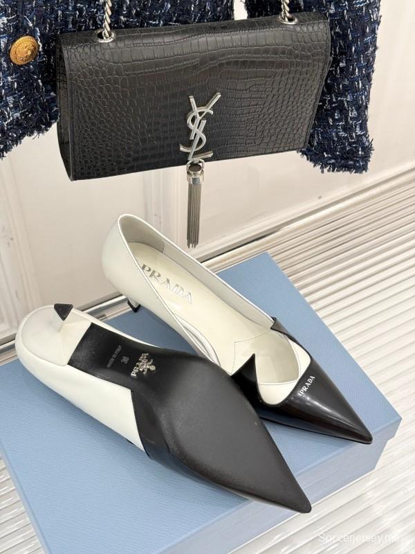 PRADA 2025/SS حذاء فردي بكعب مدبب من الأمام بكعب واحد - KFY00310