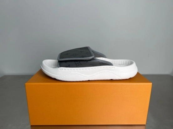 صندل ميامي ميامي ميامي بغل مزود بحلقة وخطاف للإغلاق - YC