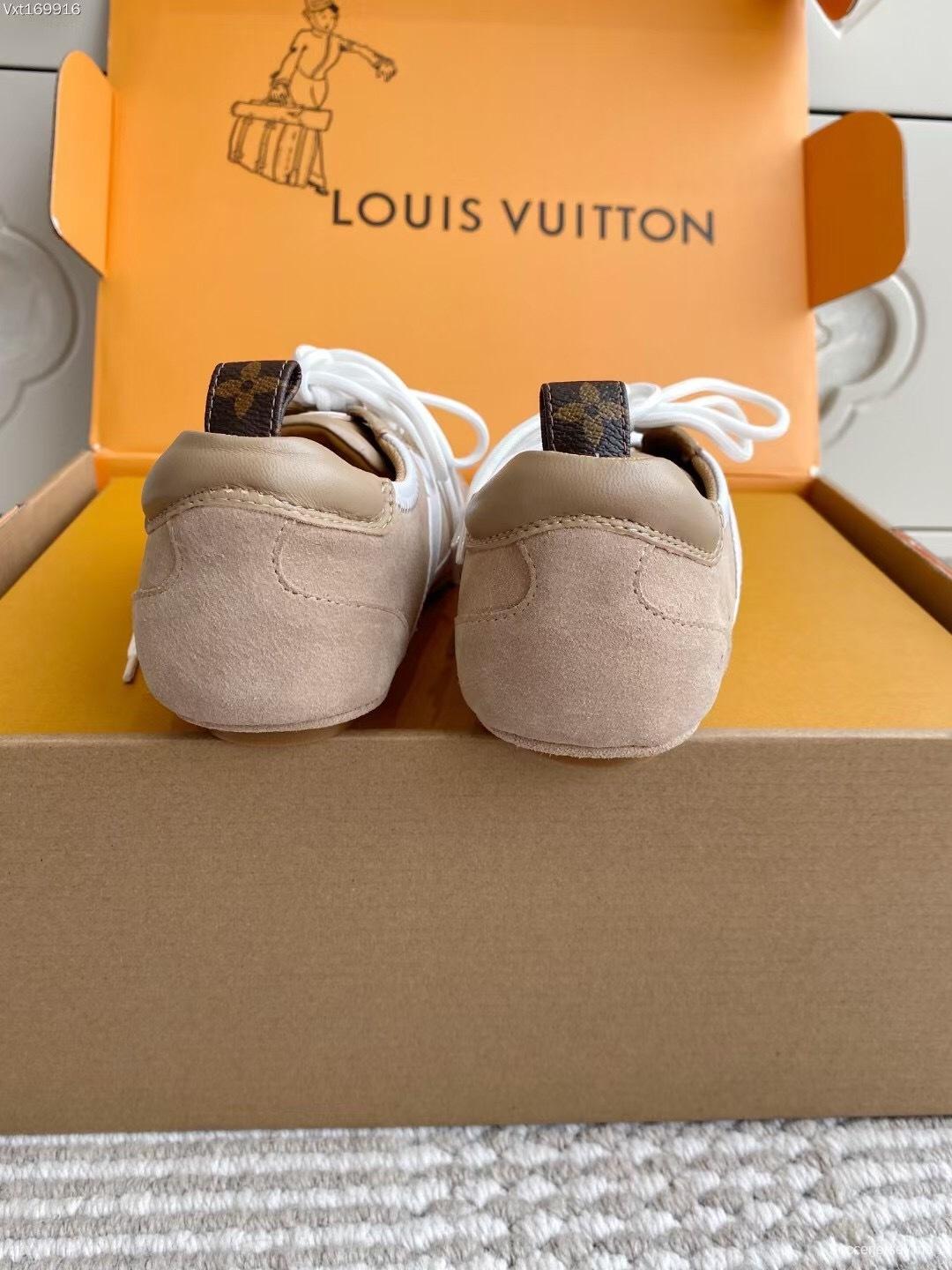 حذاء الباليه الرياضي سنيكرينا من لويس فويتون SNEAKERINA مع رقاقة - AS00350