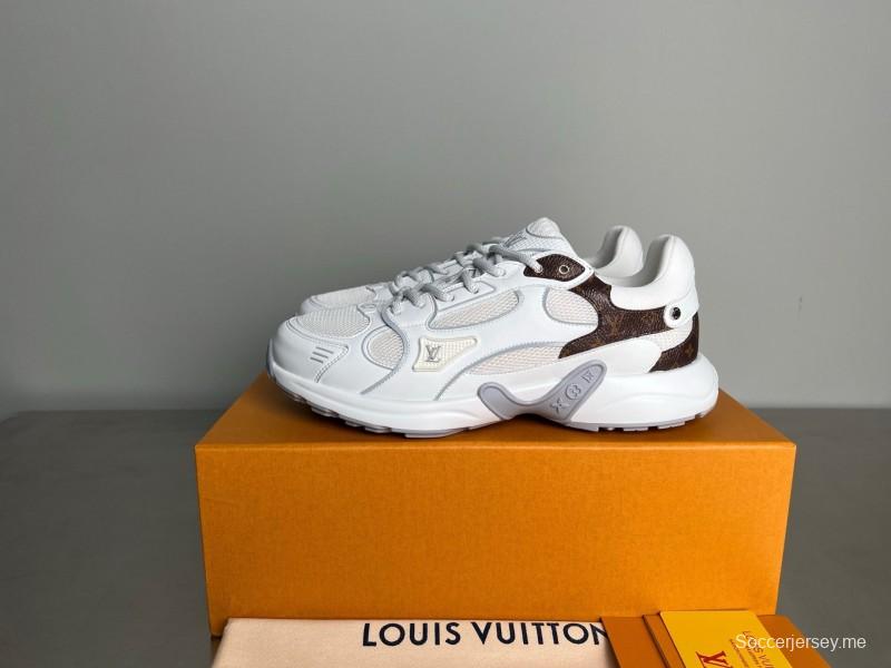 حذاء إل في أولمبيا ذو رباط مستدير من الأمام والجزء العلوي منخفض الكاجوال - YC