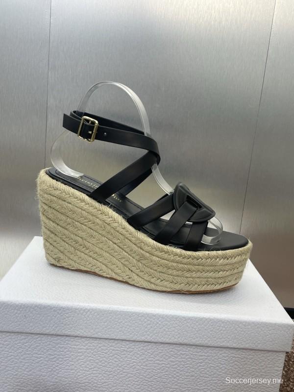 حذاء ديور D-Club D-Club جيلي ملون مجوف بحزام متقاطع ذو كعب عالٍ نسائي - KFY00290