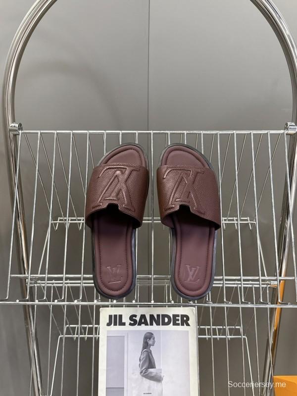 صندل سلسلة فينس من لويس فويتون بنقشة مونوغرام وحزام قابل للتعديل - KFY00220