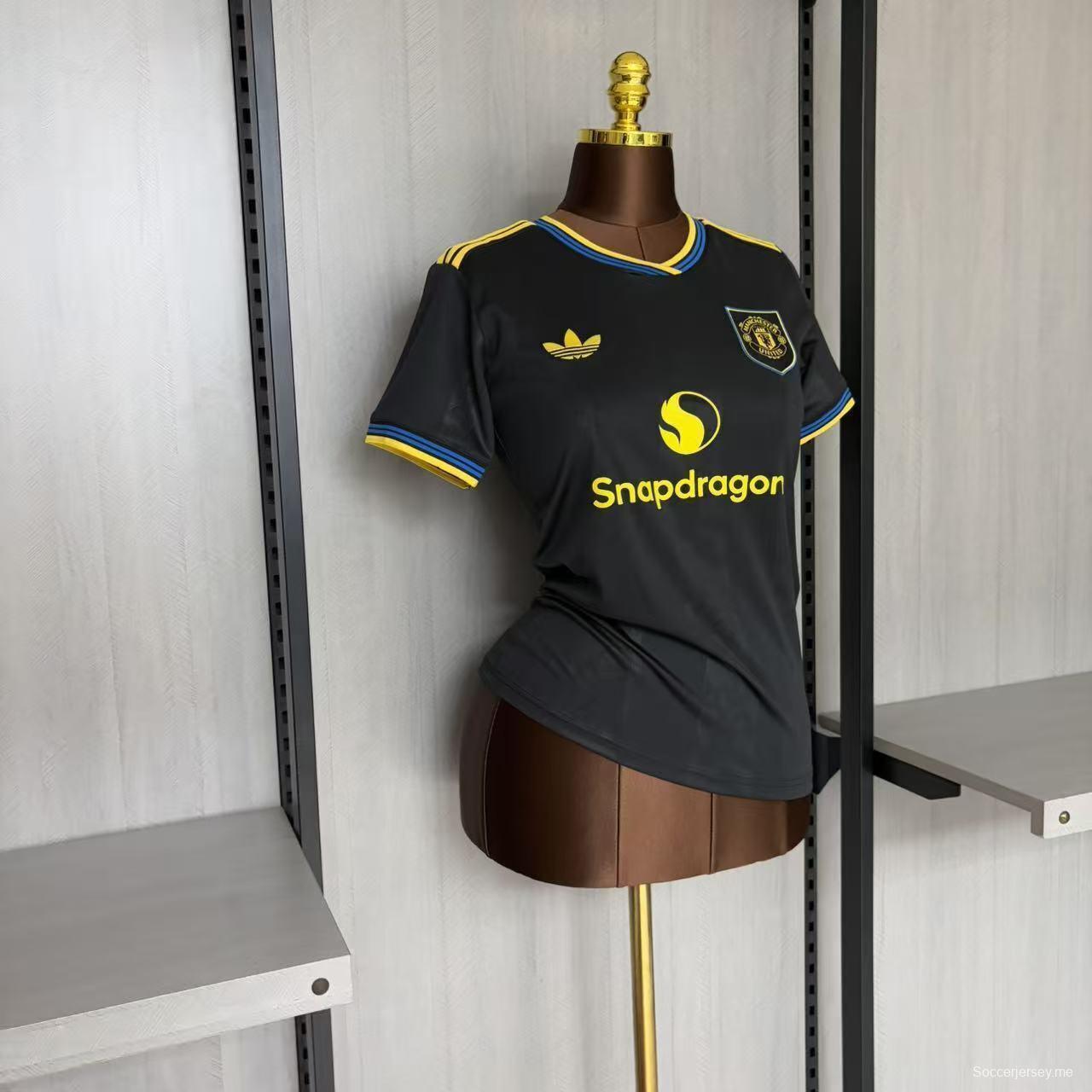 25/26 سيدات مانشستر يونايتد III قميص مانشستر يونايتد 3 للسيدات