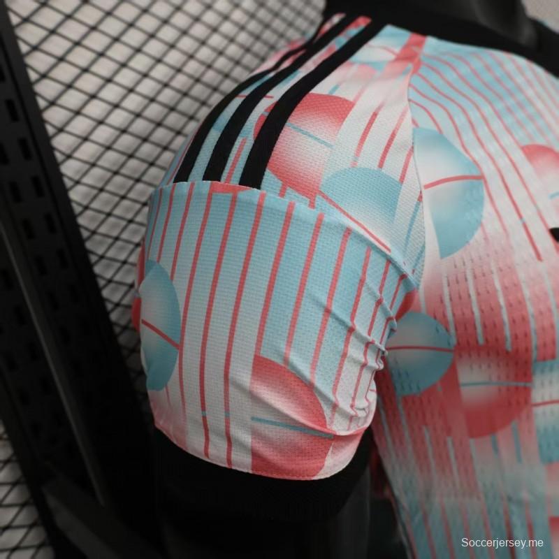 2026 نسخة اللاعبين بلجيكا قميص أبيض وردي خارج أرضها