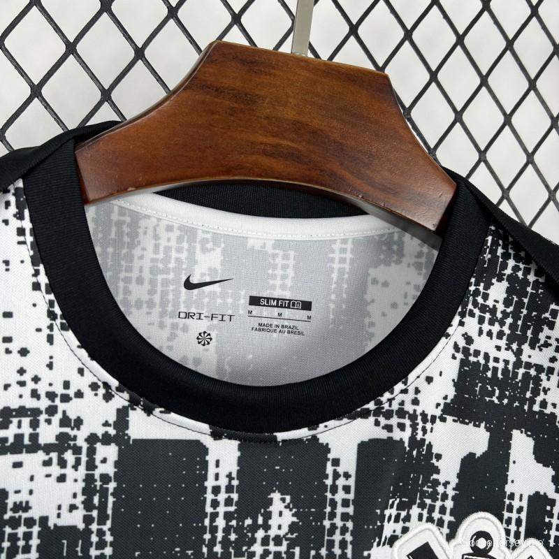 2025/26 قميص كورينثيانز الأرجواني قبل المباراة