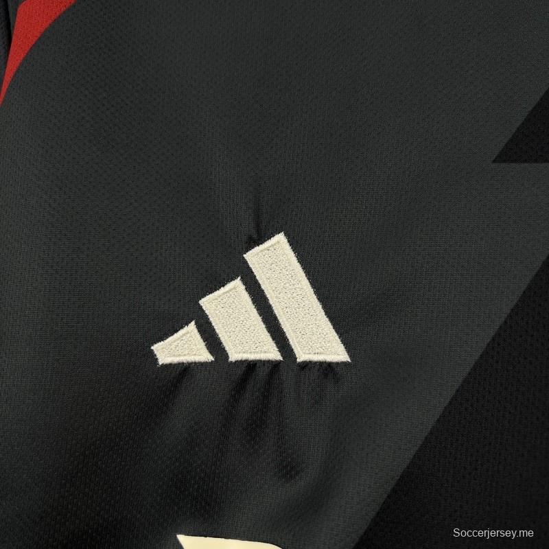 2025/26 قميص بنفيكا الخاص