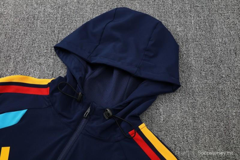 26/27  طقم رياضي من البحرية الإسبانية باللون الأزرق الداكن والأزرق الفاتح مع سترة بغطاء رأس وسحاب كامل + بنطال طويل