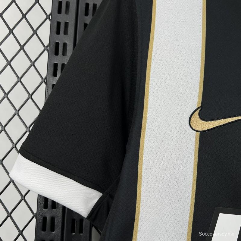 قميص أتلتيكو مينيرو للعب على أرضه لموسم 2026/27