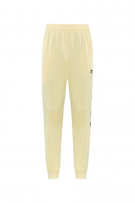 2026  سترة بأزرار كاملة + بنطال طويل من Adidas بلون المشمش