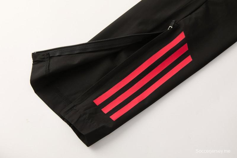 26/27 طقم رياضي من ليفربول بلون كريمي مع سترة بغطاء رأس وسحاب كامل + بنطال طويل أسود