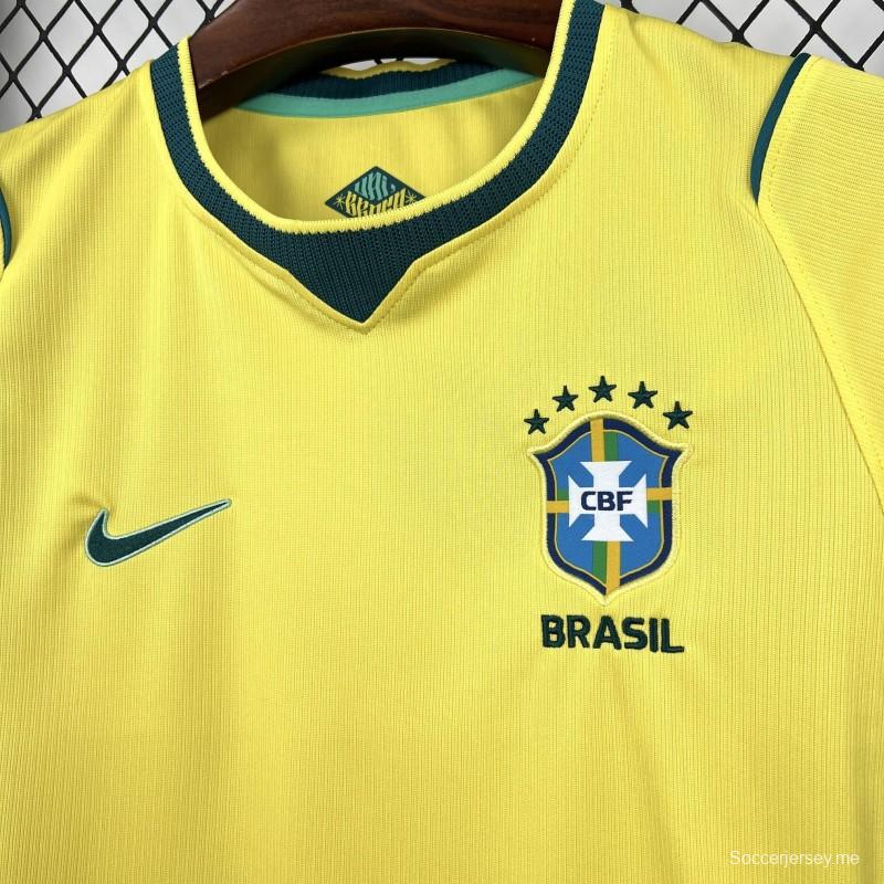 قميص المنتخب البرازيلي للسيدات في كأس العالم 2026 (قميص المباريات على أرضه)