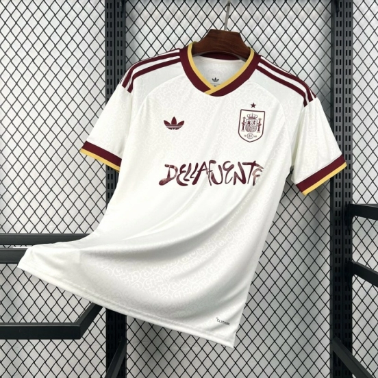 قميص إسبانيا للرجال 2026 من تصميم ديلافوينتي - قميص المباريات الخارجية لكأس العالم