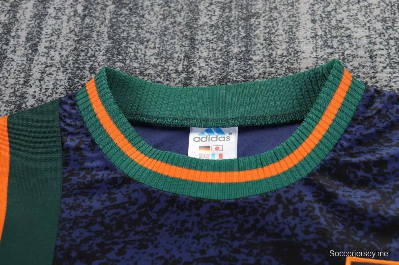 قميص نيوكاسل يونايتد للعب خارج أرضه لموسم 97/98