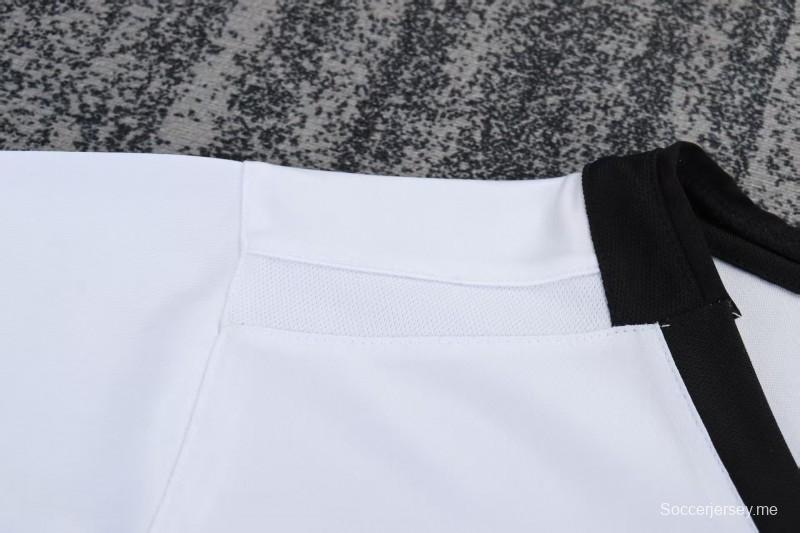 قميص مانشستر يونايتد للعب خارج أرضه لموسم 2002/2003