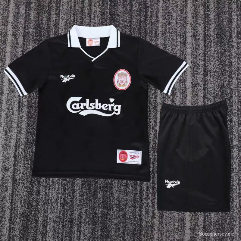 القميص الثالث لفريق ليفربول لموسم 96/97