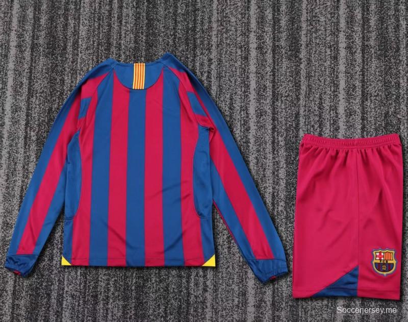قميص برشلونة الرئيسي للموسم 2005/2006 بنمط رجعي، نسخة الدوري، بأكمام طويلة