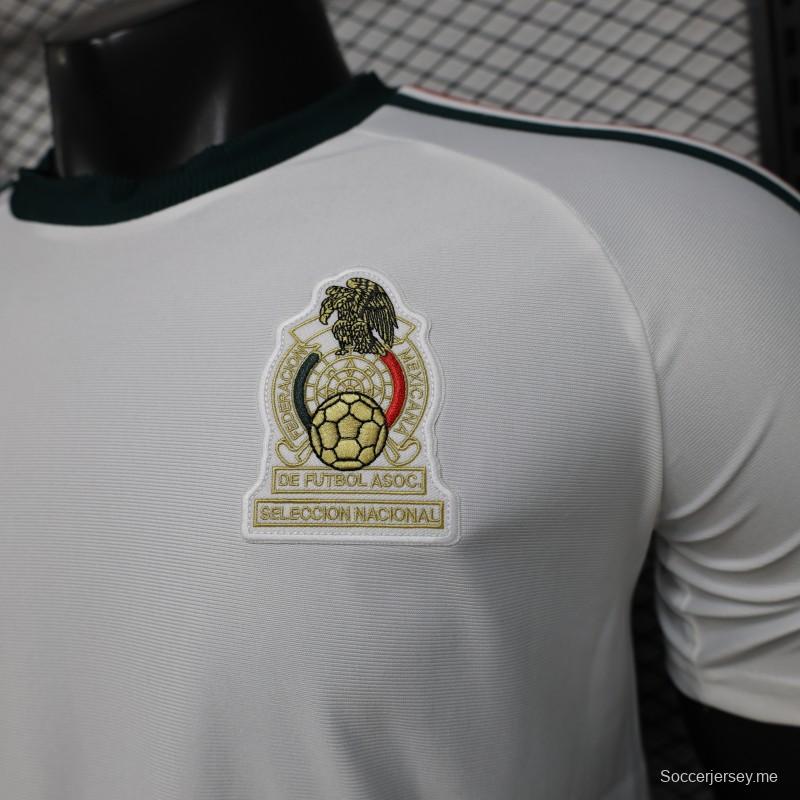 قميص المنتخب المكسيكي الأبيض للعب خارج أرضه، إصدار اللاعب 2026