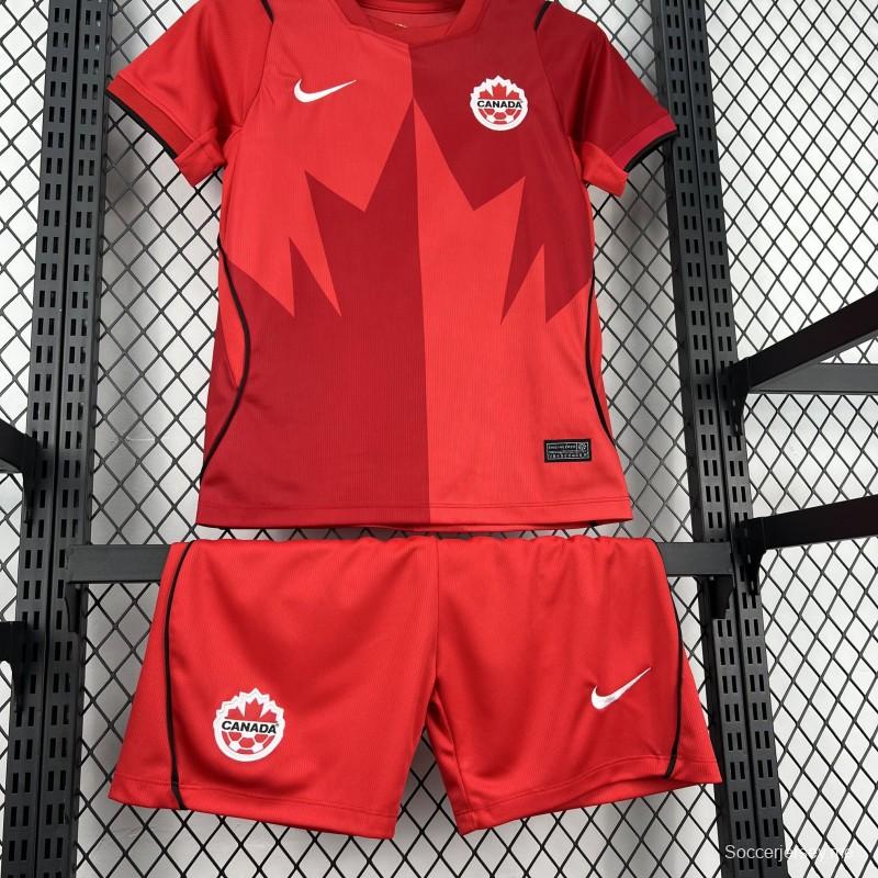 الزي الرسمي لفريق كندا للأطفال في كأس العالم 2026