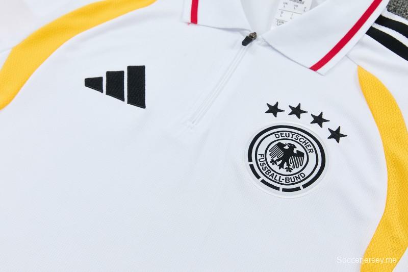 طقم رياضي ألماني لعام 2026 باللونين الأبيض والأسود، بولو بأكمام قصيرة وسحاب نصف طول + بنطال طويل
