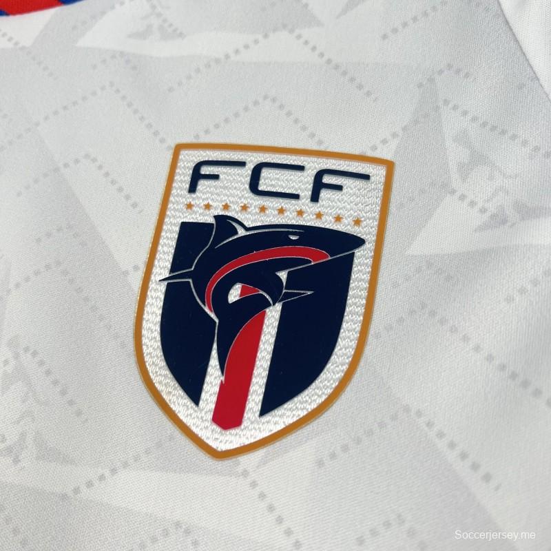 قميص الرجال للمنتخب الوطني لجزر الرأس الأخضر في كأس العالم 2026 (قميص المباريات الخارجية)