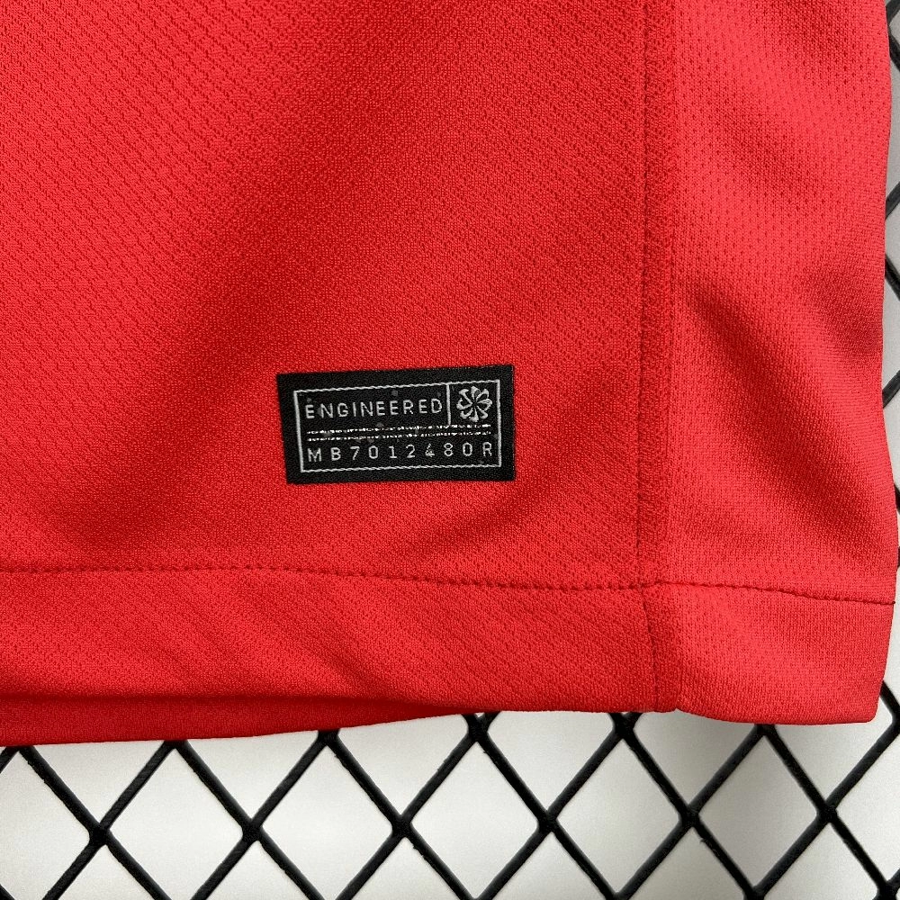 2025/25/26 باريس سان جيرمان باريس سان جيرمان القميص الثالث