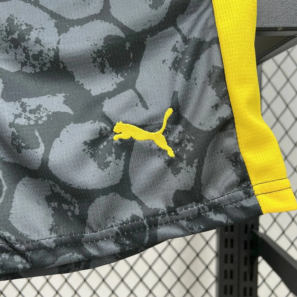 طقم 2025/26 كيدز بوروسيا دورتموند الأصفر الخاص بالأطفال