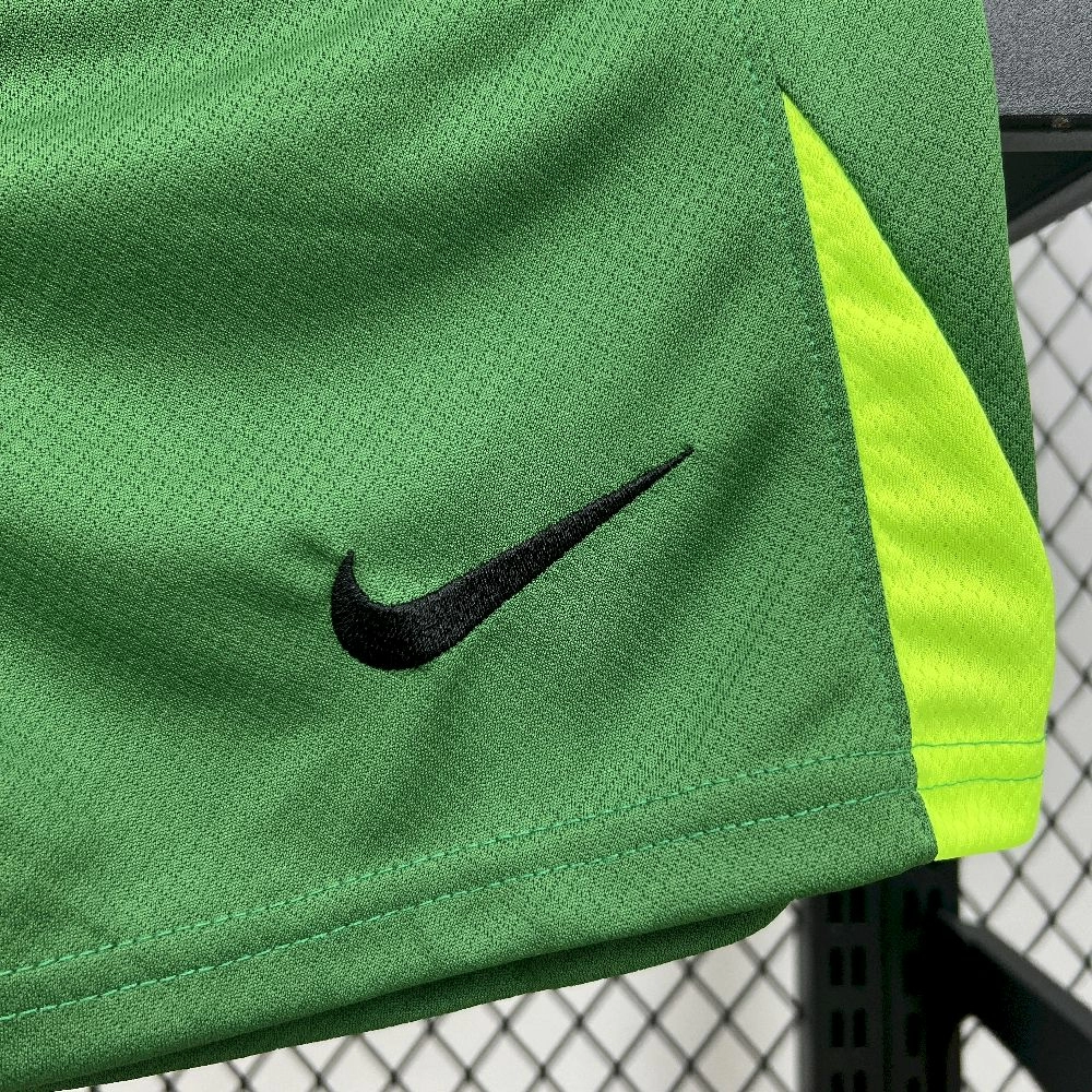 2025/26 كيدز برشلونة حارس مرمى برشلونة أخضر اللون الأخضر
