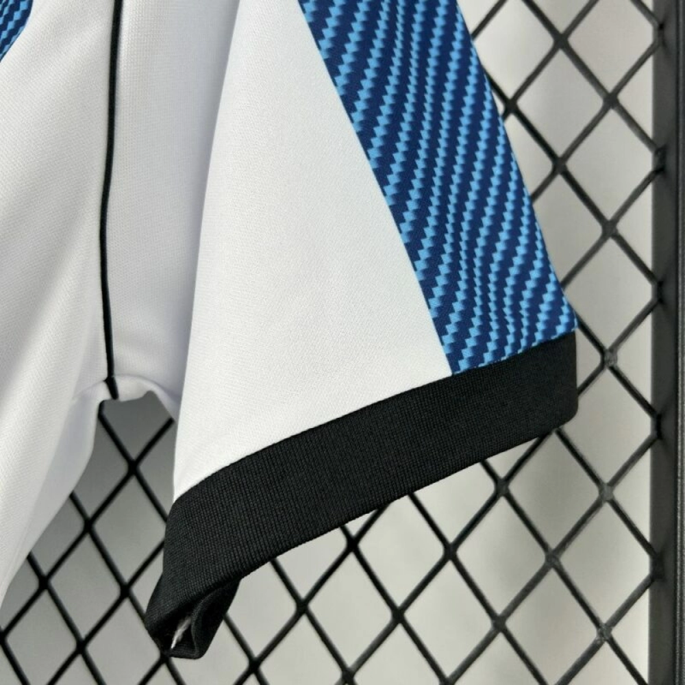 2025/26 قميص ريال سوسيداد 2025/26