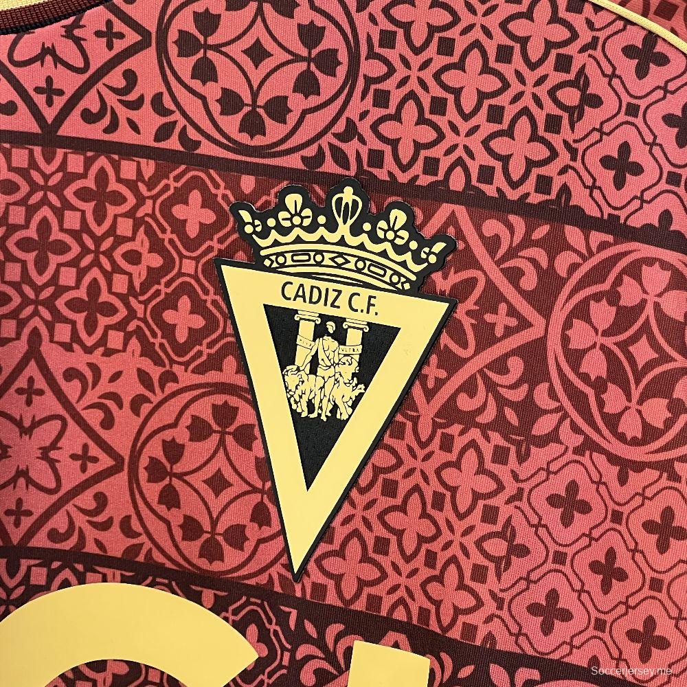 2025/25/26 قميص فريق قادش للرجال خارج الملعب